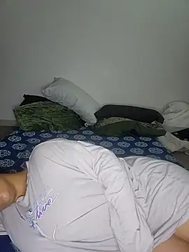 Snapshot of cinnaminnie chatting on February 2026 06:28:02 PM cinnaminnie online show from February 2026 06:28:02 PM