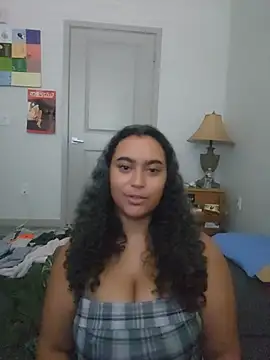 cinnaminnie online show from July 2026 10:56:02 PM