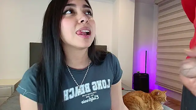 Snapshot of Lania_spencer2 chatting on April 2026 02:39:02 AM Lania spencer2 online show from April 2026 02:39:02 AM