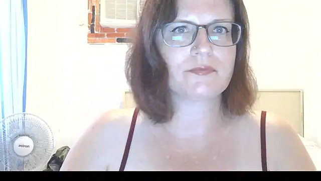 CrimsonMistress online show from March 2026 10:47:02 PM