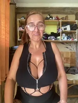 anastasia and jordan online show from February 2025 12:47:02 PM