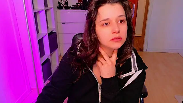 Snapshot of jenna-sxy19 chatting on March 2025 12:46:02 PM jenna-sxy19 online show from March 2025 12:46:02 PM