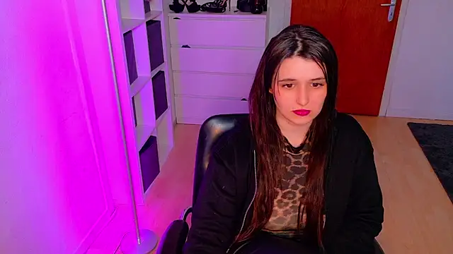 Snapshot of jenna-sxy19 chatting on March 2025 05:21:01 PM jenna-sxy19 online show from March 2025 05:21:01 PM