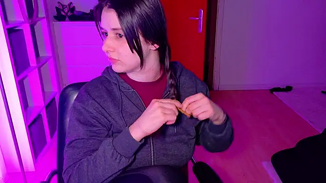 Snapshot of jenna-sxy19 chatting on March 2025 02:51:01 AM jenna-sxy19 online show from March 2025 02:51:01 AM