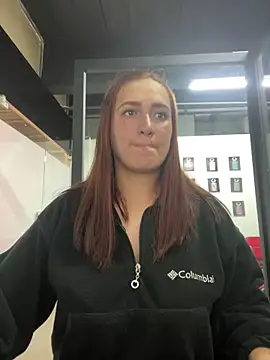  KarolSmith online show from January 2025 05:37:01 PM