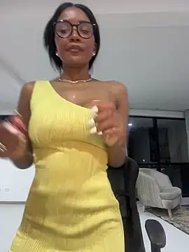 Snapshot of Jessie-pradoo chatting on December 2024 01:18:01 AM Jessie-pradoo online show from December 2024 01:18:01 AM