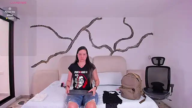 BridgetRodriguez online show from March 2025 12:25:01 PM