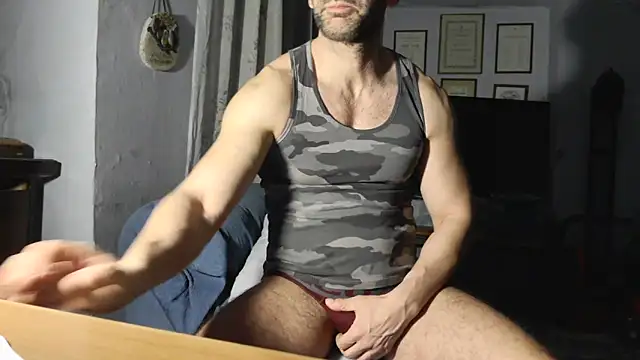 Snapshot of TebaldHot chatting on January 2025 08:12:01 PM TebaldHot online show from January 2025 08:12:01 PM