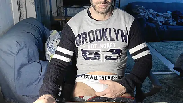 Snapshot of TebaldHot chatting on February 2025 01:51:01 PM TebaldHot online show from February 2025 01:51:01 PM