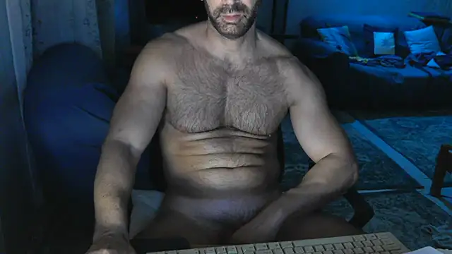 Snapshot of TebaldHot chatting on September 2025 08:20:02 PM TebaldHot online show from September 2025 08:20:02 PM