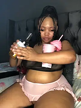 Anaelle24 online show from March 2025 05:00:02 PM