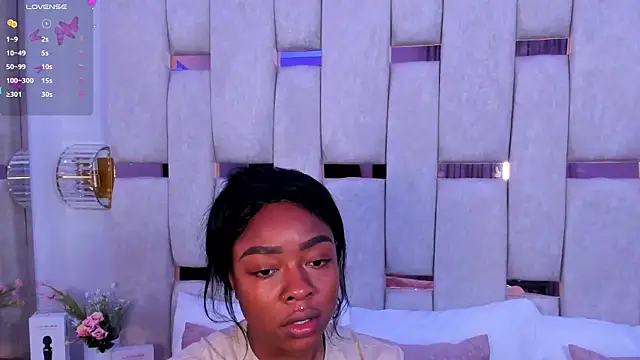 Snapshot of mia_schwarz chatting on December 2024 09:16:01 PM mia schwarz online show from December 2024 09:16:01 PM