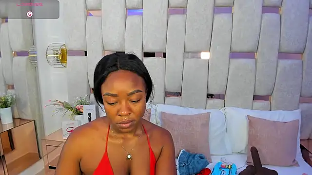 Snapshot of mia_schwarz chatting on January 2025 09:39:01 PM mia schwarz online show from January 2025 09:39:01 PM