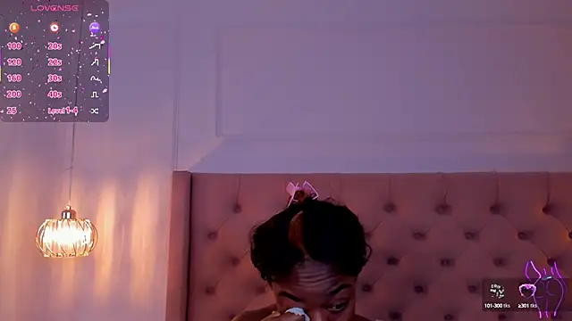 Snapshot of mia_schwarz chatting on September 2025 11:46:02 AM mia schwarz online show from September 2025 11:46:02 AM