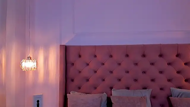 Snapshot of mia_schwarz chatting on September 2025 10:25:02 PM mia schwarz online show from September 2025 10:25:02 PM