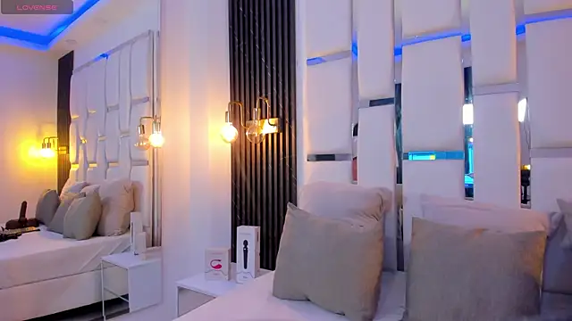 Snapshot of mia_schwarz chatting on October 2025 10:29:02 PM mia schwarz online show from October 2025 10:29:02 PM