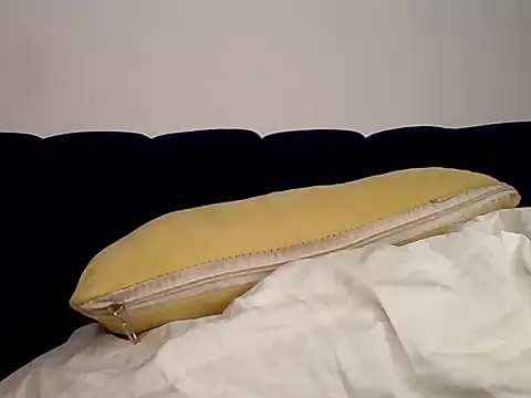 Snapshot of freacky20 chatting on April 2026 09:26:02 PM freacky20 online show from April 2026 09:26:02 PM