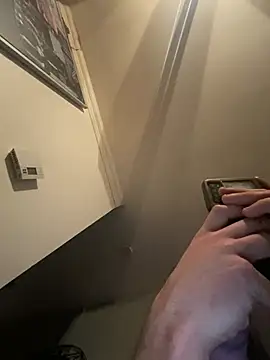 Snapshot of kikiwonderbar chatting on January 2026 01:51:01 AM kikiwonderbar online show from January 2026 01:51:01 AM