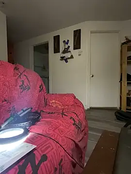 Snapshot of kikiwonderbar chatting on February 2026 02:05:02 AM kikiwonderbar online show from February 2026 02:05:02 AM