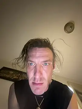 Snapshot of kikiwonderbar chatting on February 2026 09:54:01 AM kikiwonderbar online show from February 2026 09:54:01 AM