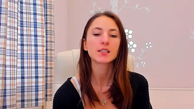 Snapshot of AniaGray chatting on January 2025 12:50:01 PM AniaGray online show from January 2025 12:50:01 PM