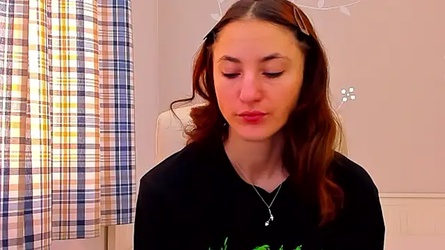 Snapshot of AniaGray chatting on January 2025 06:38:02 AM AniaGray online show from January 2025 06:38:02 AM