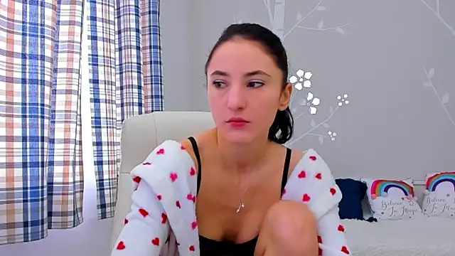 Snapshot of AniaGray chatting on February 2025 10:02:01 AM AniaGray online show from February 2025 10:02:01 AM