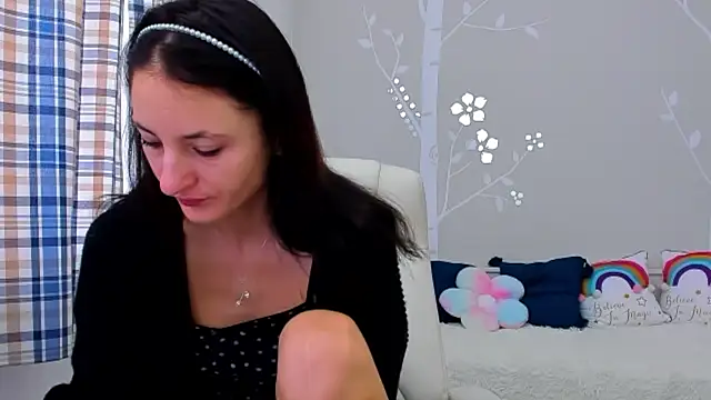 Snapshot of AniaGray chatting on February 2025 06:42:02 AM AniaGray online show from February 2025 06:42:02 AM