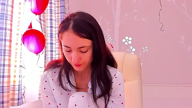 Snapshot of AniaGray chatting on February 2025 07:11:02 AM AniaGray online show from February 2025 07:11:02 AM