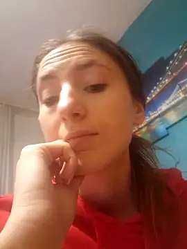 Snapshot of AniaGray chatting on April 2026 06:01:01 PM AniaGray online show from April 2026 06:01:01 PM