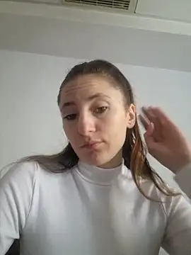 Snapshot of AniaGray chatting on April 2026 09:15:02 AM AniaGray online show from April 2026 09:15:02 AM