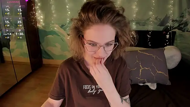 Natural pussy online show from January 2025 05:49:01 PM