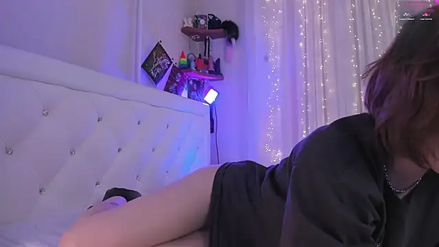 Natural pussy online show from March 2025 02:12:02 PM