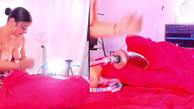 Snapshot of miia__jhonson chatting on January 2025 03:20:01 PM miia jhonson online show from January 2025 03:20:01 PM