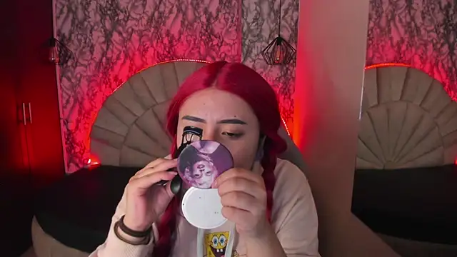 Snapshot of larissa01_ chatting on March 2025 01:49:01 AM larissa01 online show from March 2025 01:49:01 AM