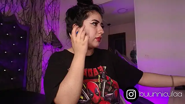 Snapshot of larissa01_ chatting on October 2025 03:26:02 AM larissa01 online show from October 2025 03:26:02 AM