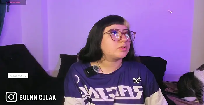 larissa01  online show from February 2026 09:21:01 PM