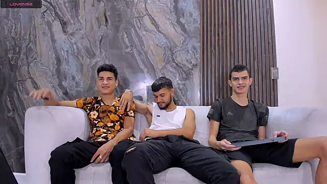 hot day online show from December 2024 08:36:01 PM