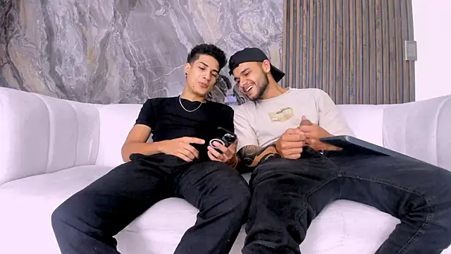 hot day online show from January 2025 01:44:01 AM