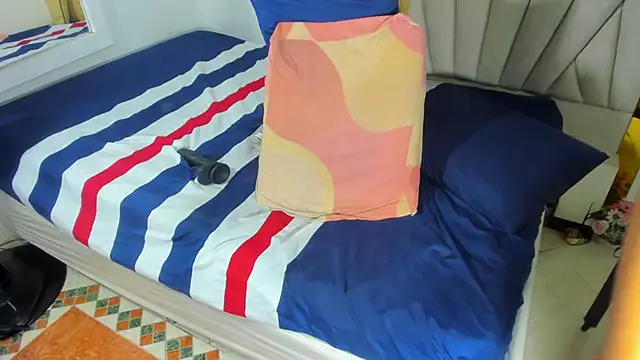 Snapshot of Evelonga_707 chatting on February 2025 10:00:02 PM Evelonga 707 online show from February 2025 10:00:02 PM