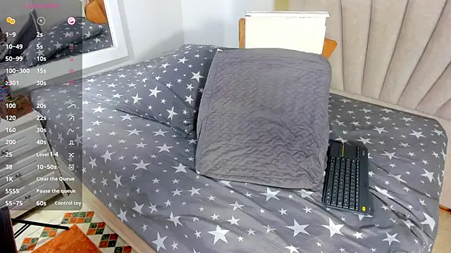 Snapshot of Evelonga_707 chatting on March 2025 10:28:02 PM Evelonga 707 online show from March 2025 10:28:02 PM