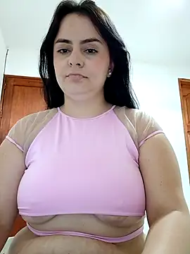 Im Amelia online show from February 2025 04:31:01 PM