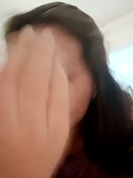 Im Amelia online show from September 2025 06:53:01 PM