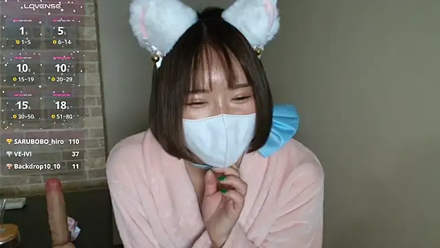 Snapshot of sara__xx__love chatting on December 2024 04:13:02 AM sara  xx  love online show from December 2024 04:13:02 AM