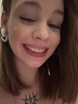 Street young online show from February 2025 12:32:01 PM