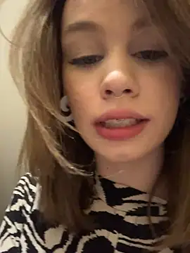 Street young online show from February 2025 03:49:02 PM