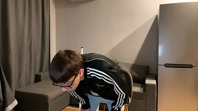 anahori  simon online show from October 2025 10:41:01 PM