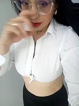 Snapshot of Elaanna_01 chatting on December 2024 05:59:02 PM Elaanna 01 online show from December 2024 05:59:02 PM