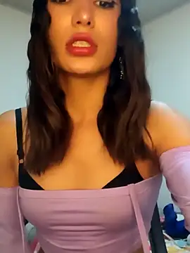 Snapshot of Lanna_hott_ chatting on January 2025 03:23:01 PM Lanna hott online show from January 2025 03:23:01 PM