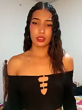 Snapshot of Lanna_hott_ chatting on January 2025 10:56:01 PM Lanna hott online show from January 2025 10:56:01 PM